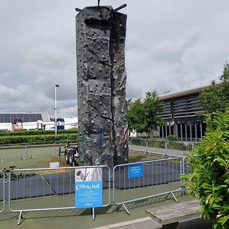 3-bed Caravan - Haven Lakeland Leisure Park Chalet