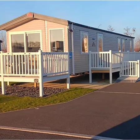 3-bed Caravan - Haven Lakeland Leisure Park Grange-over-Sands