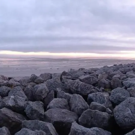 Chalet 3-bed Caravan - Haven Lakeland Leisure Park Grange-over-Sands