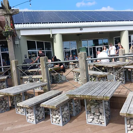 3-bed Caravan - Haven Lakeland Leisure Park グレンジ・オーバー・サンズ