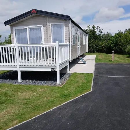 3-bed Caravan - Haven Lakeland Leisure Park * グレンジ・オーバー・サンズ