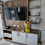 3-bed Caravan - Haven Lakeland Leisure Park Шале