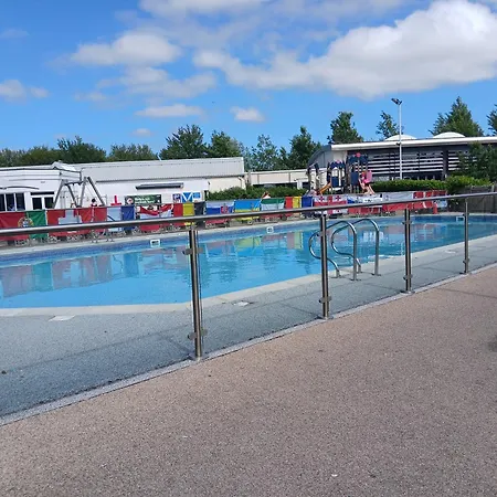 3-bed Caravan - Haven Lakeland Leisure Park Domek alpejski